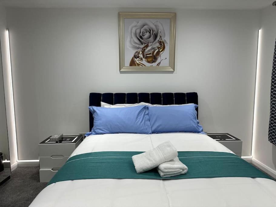 Aqua Dreams -serviced Luxury Apartment, Coyles Place At Portland 88 Apartment *