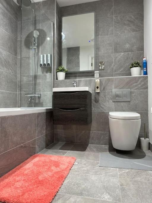 Apartment Aqua Dreams -serviced Luxury Apartment, Coyles Place At Portland 88 *