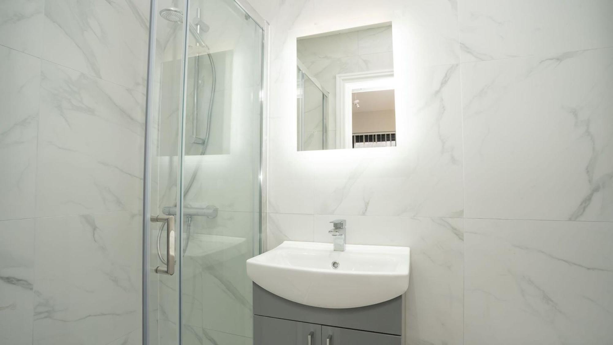 Modern 1 Bdr By Breaks * Belfast