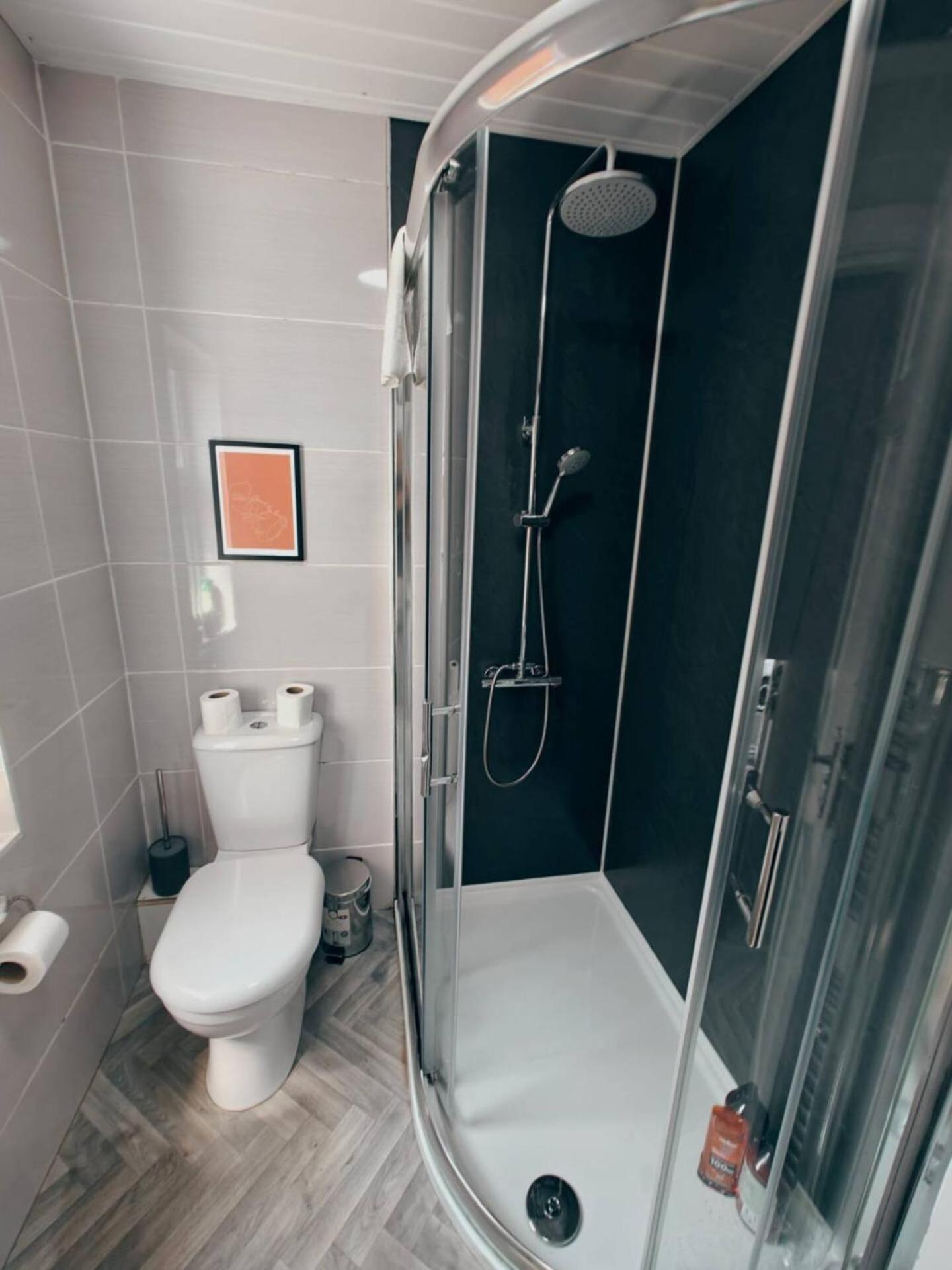 4br Ravenhill Modern *