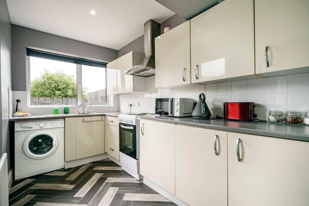 2 Bedroom House Holiday home Belfast