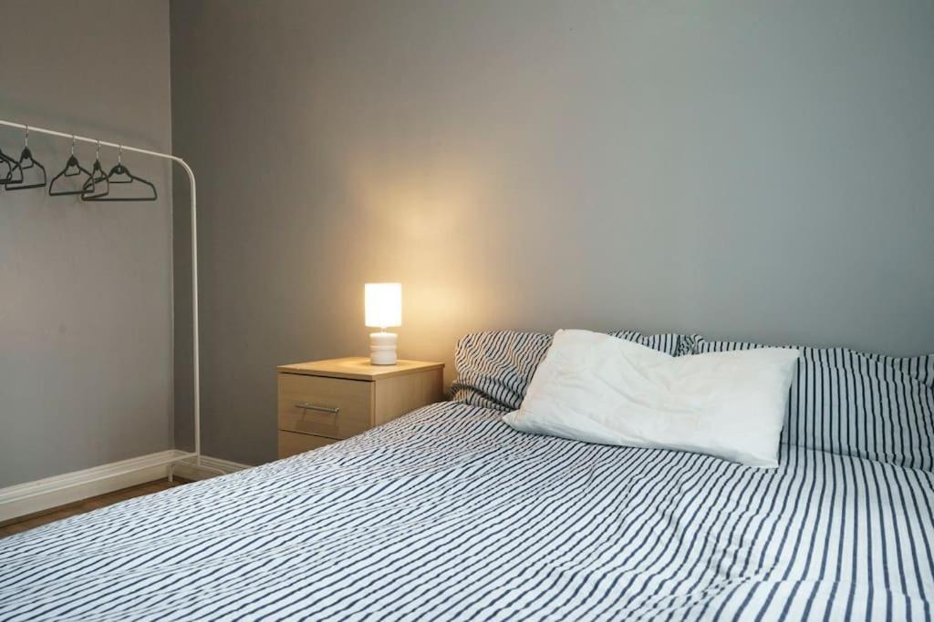 Holiday home 2 Bedroom House Belfast