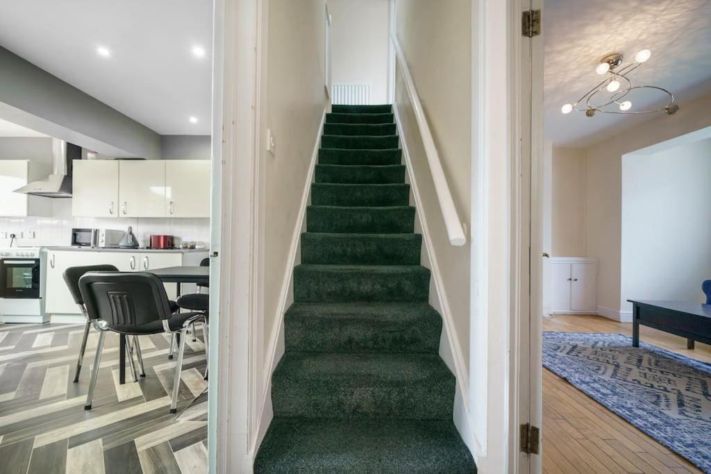 2 Bedroom House *