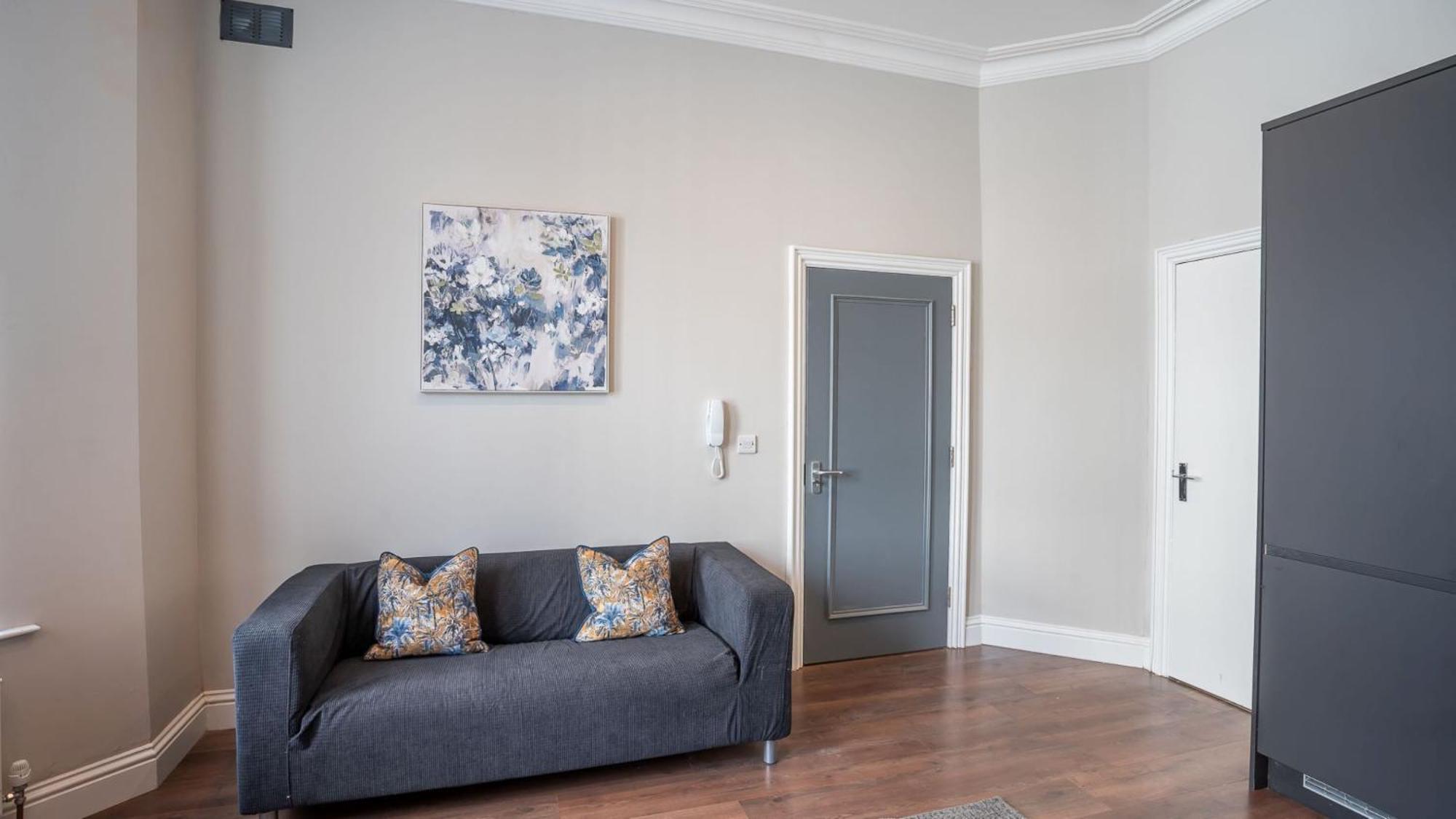 Modern 1 Bdr By Breaks * Belfast