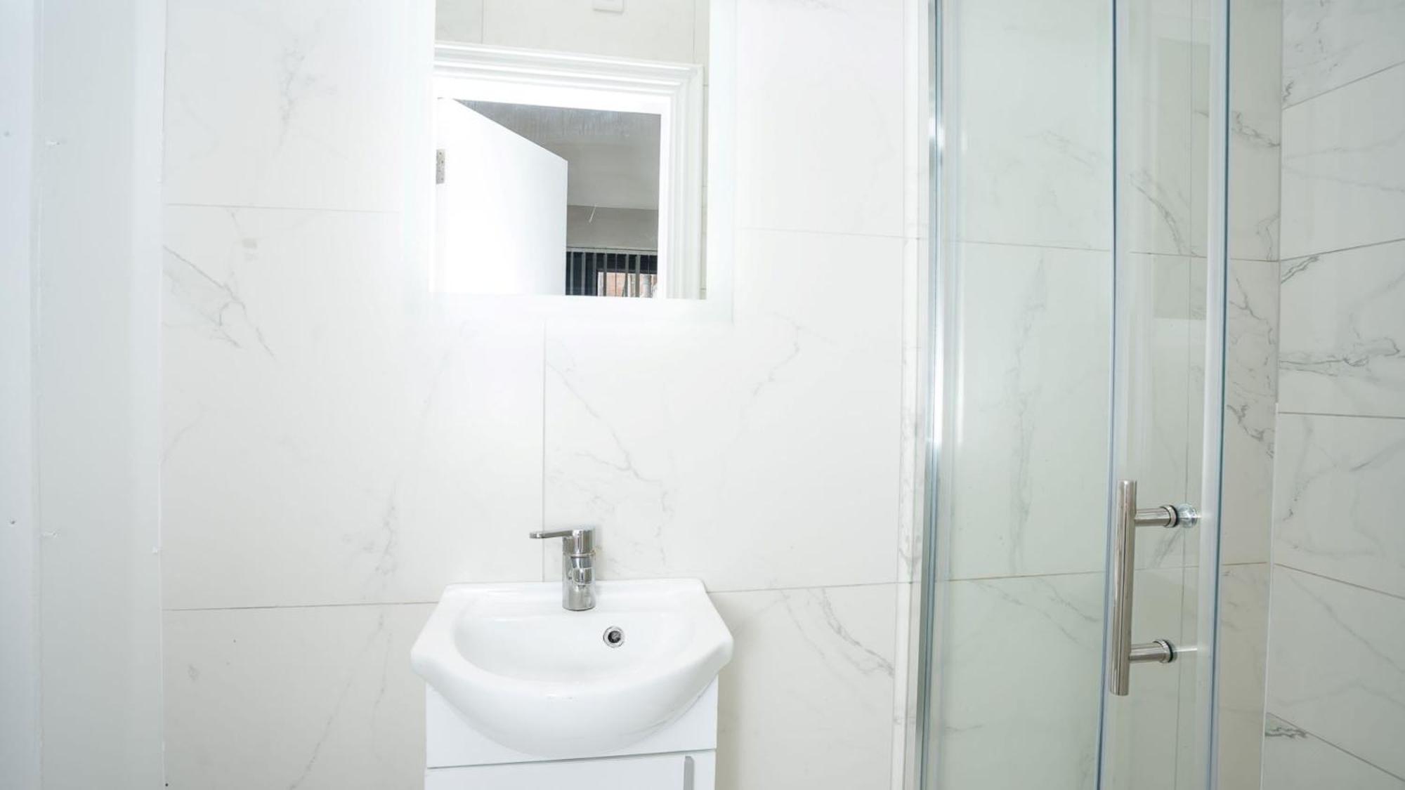 Apartment Modern 1 Bdr By Breaks