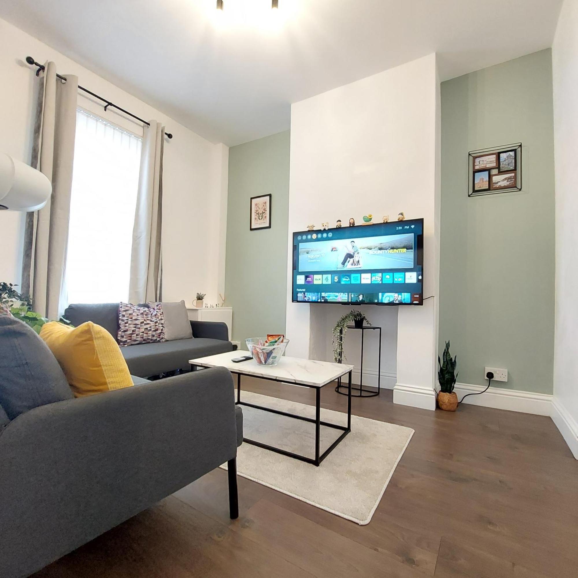 A Cozy Apartment At Amber Lodge *