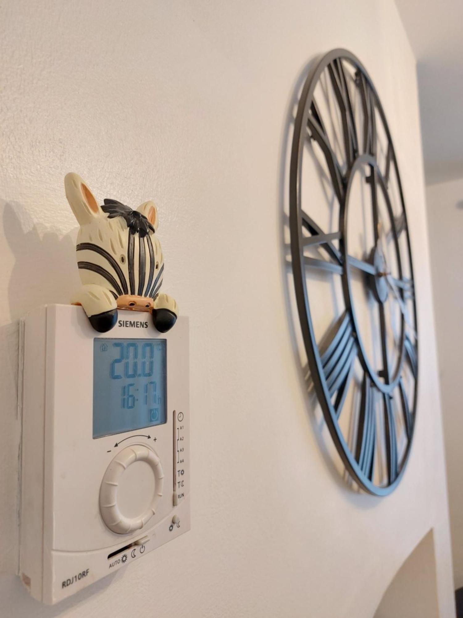 A Cozy Apartment At Amber Lodge Apartment *