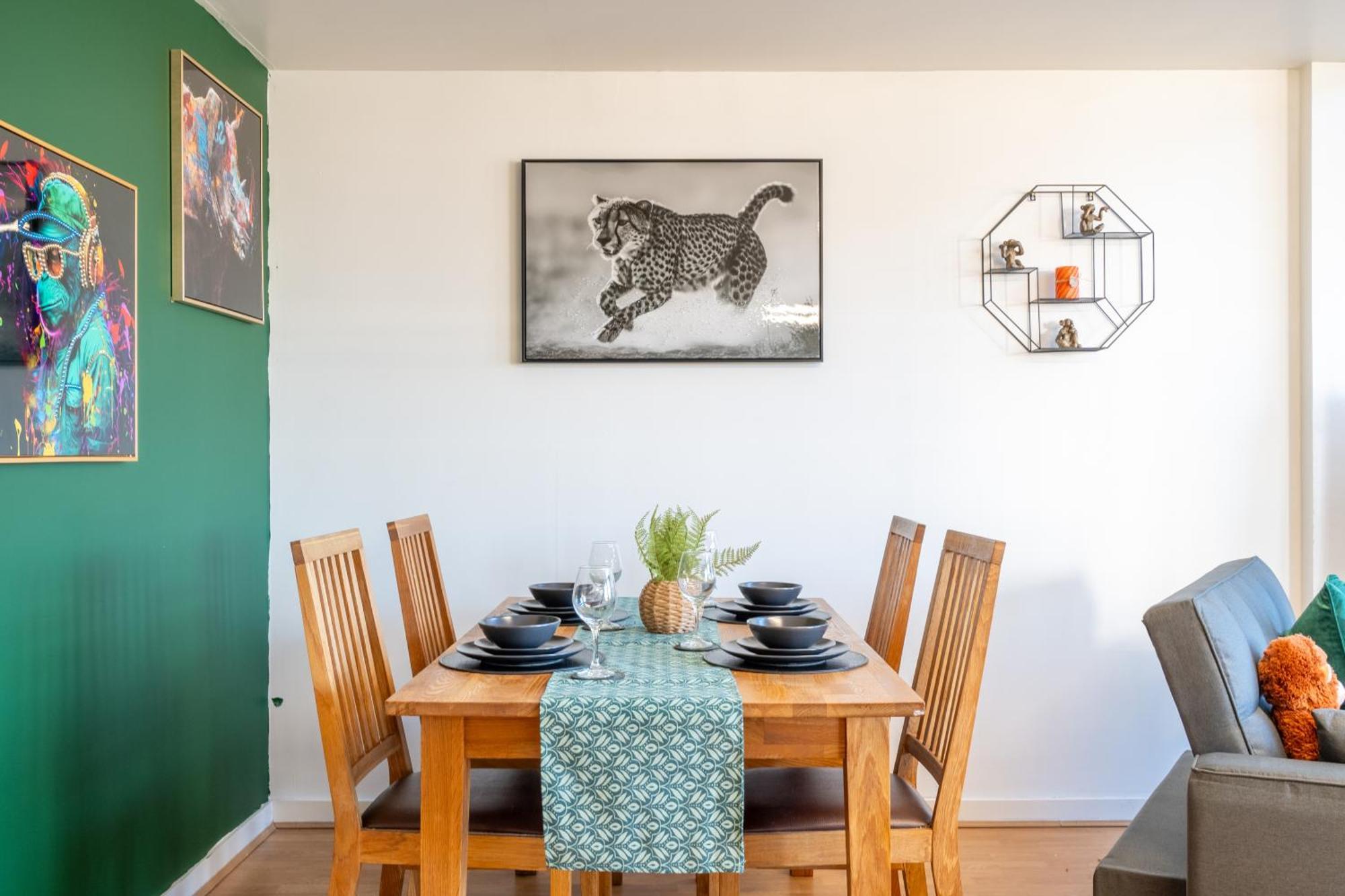 Apartment Clock Penthouse - Private Parking & Balcony