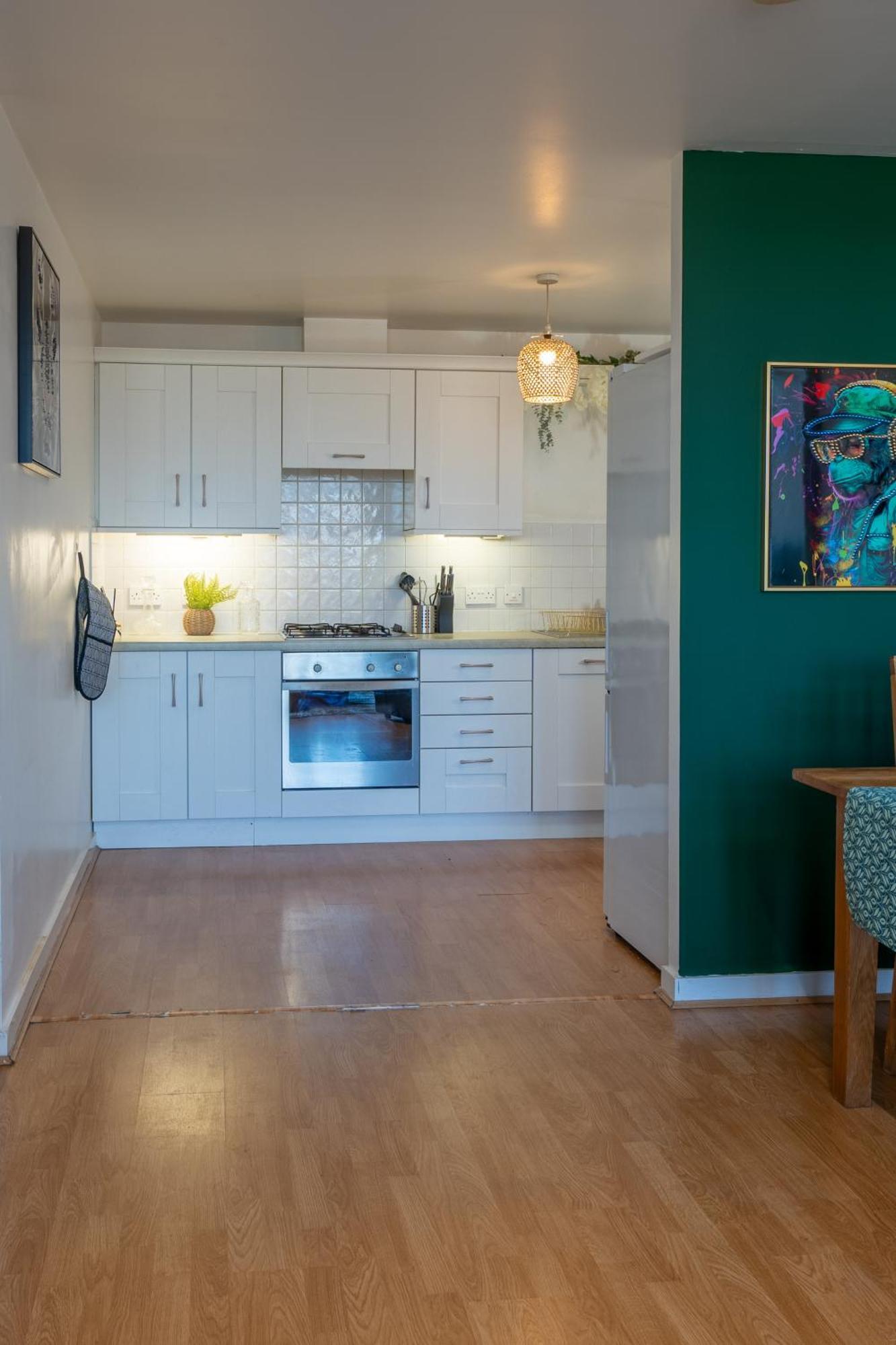 Apartment Clock Penthouse - Private Parking & Balcony *