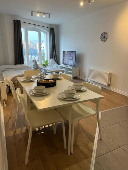 Apartment Luxury 2 Bed Gem In Heart Of *