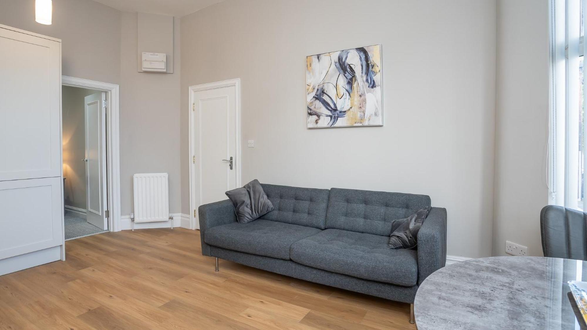 Apartment Modern 1 Bdr By Breaks *