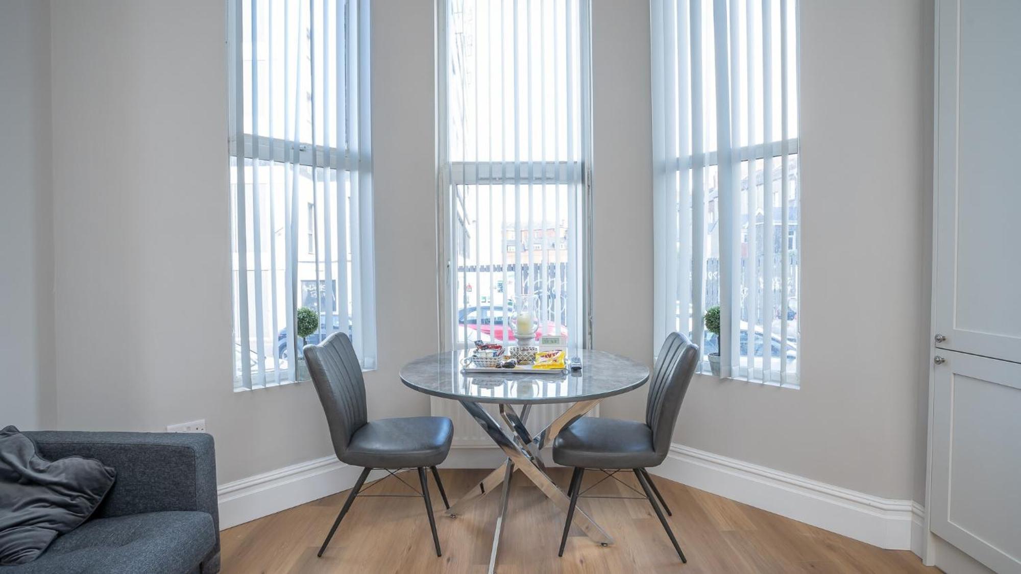 Apartment Modern 1 Bdr By Breaks *