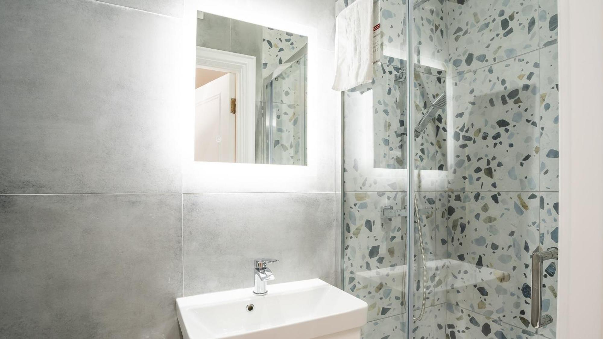 Modern 1 Bdr By Breaks Apartment Belfast