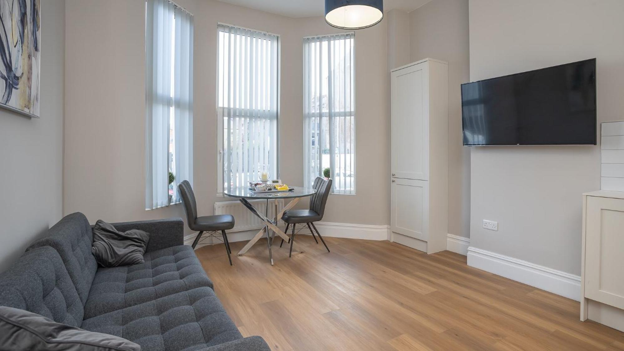 Modern 1 Bdr By Breaks *