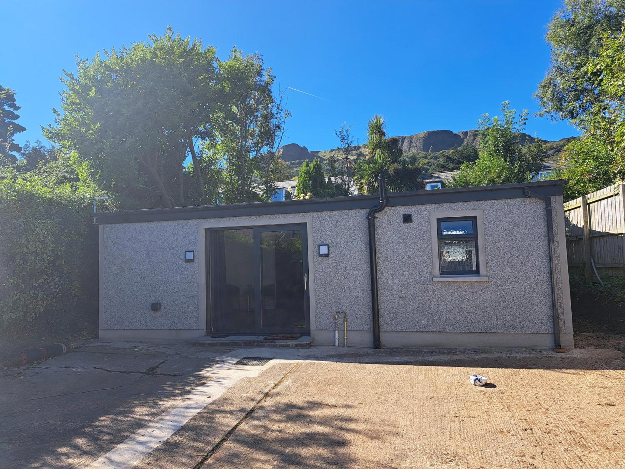 Cavehill Chalet