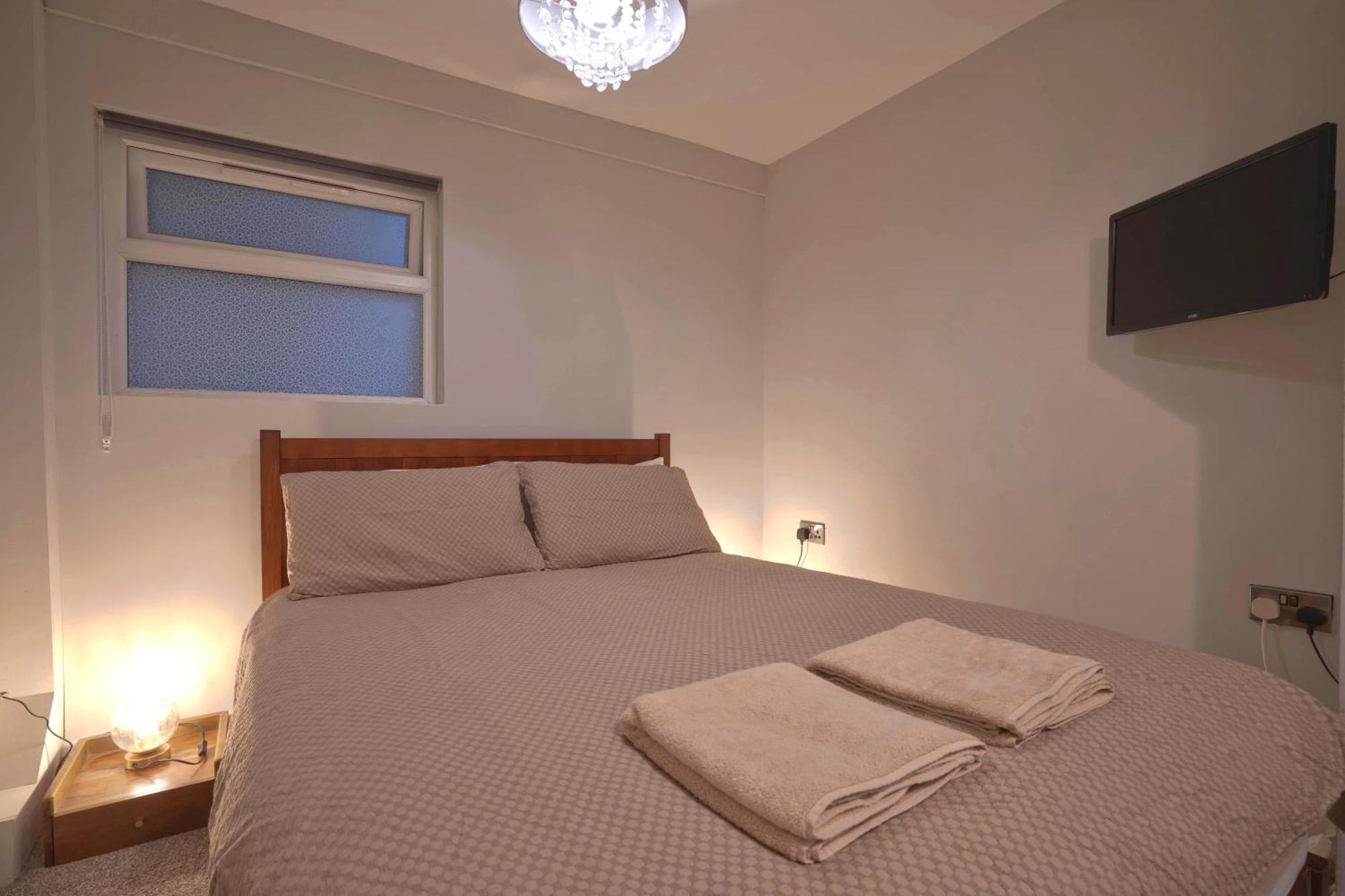 South Apartment *