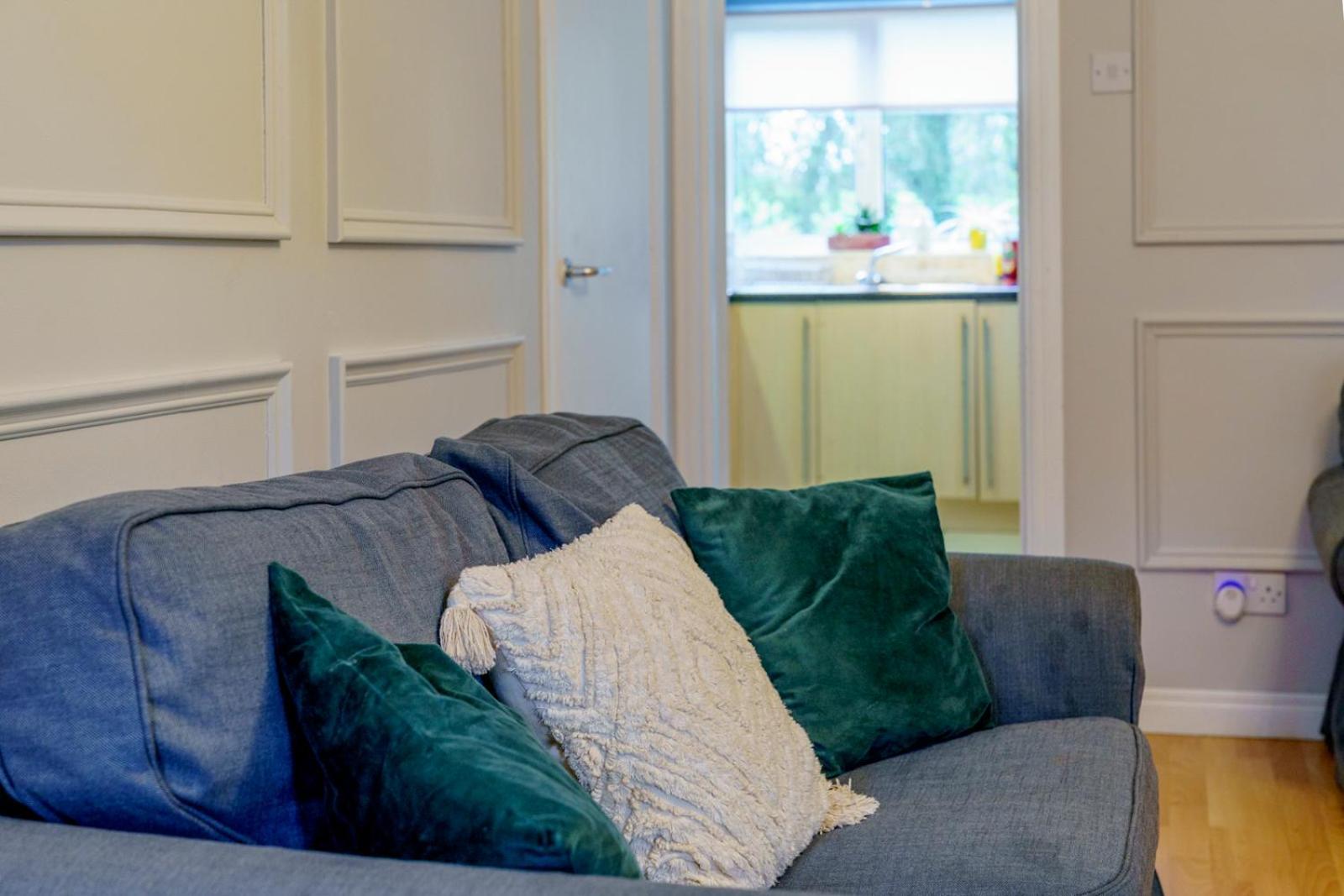 Close To City Centre Stylish 3 Bedroom House Holiday home Belfast