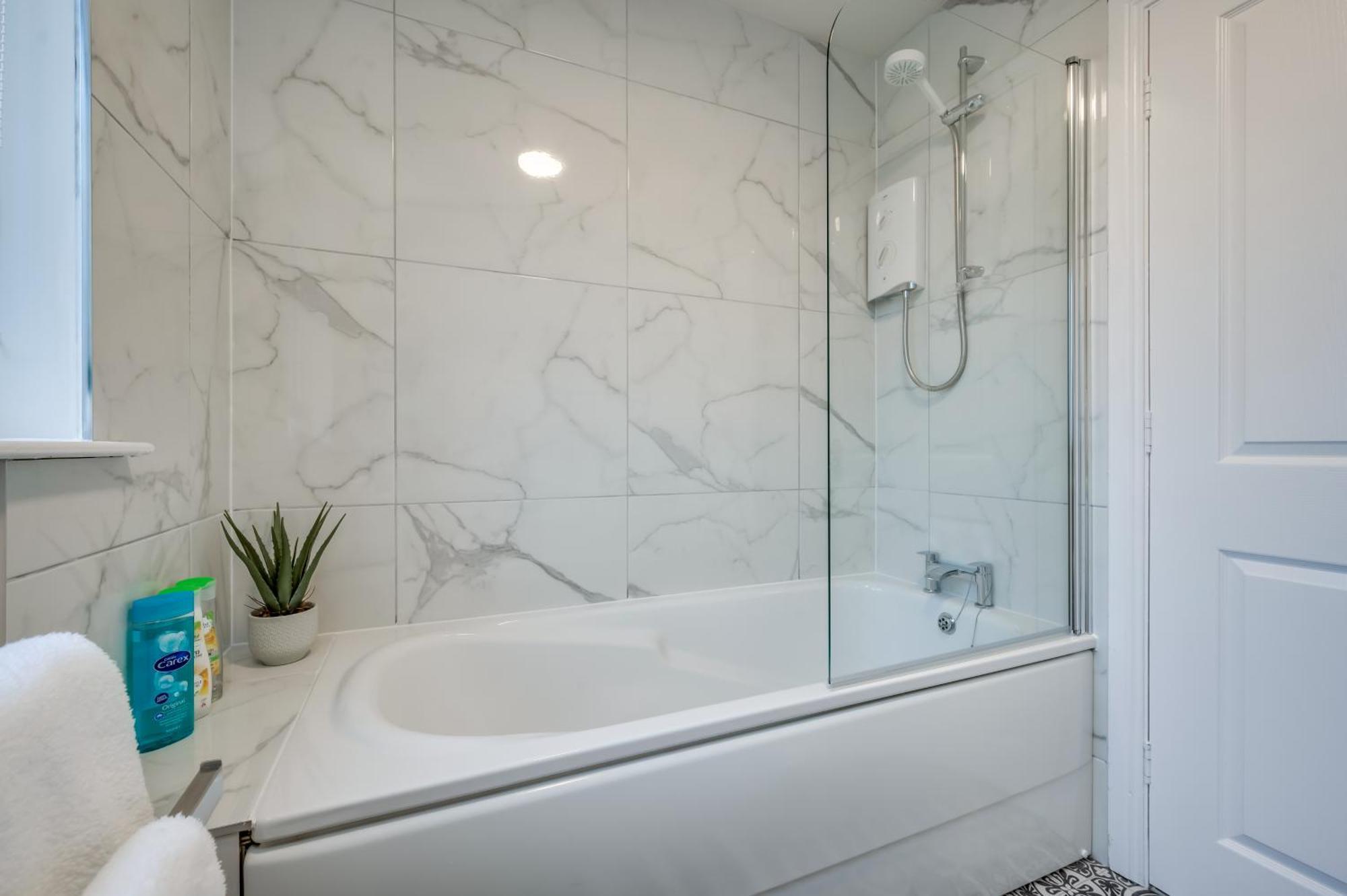 Holiday home Staybynumbers - Centre Townhouse 2x Parking *