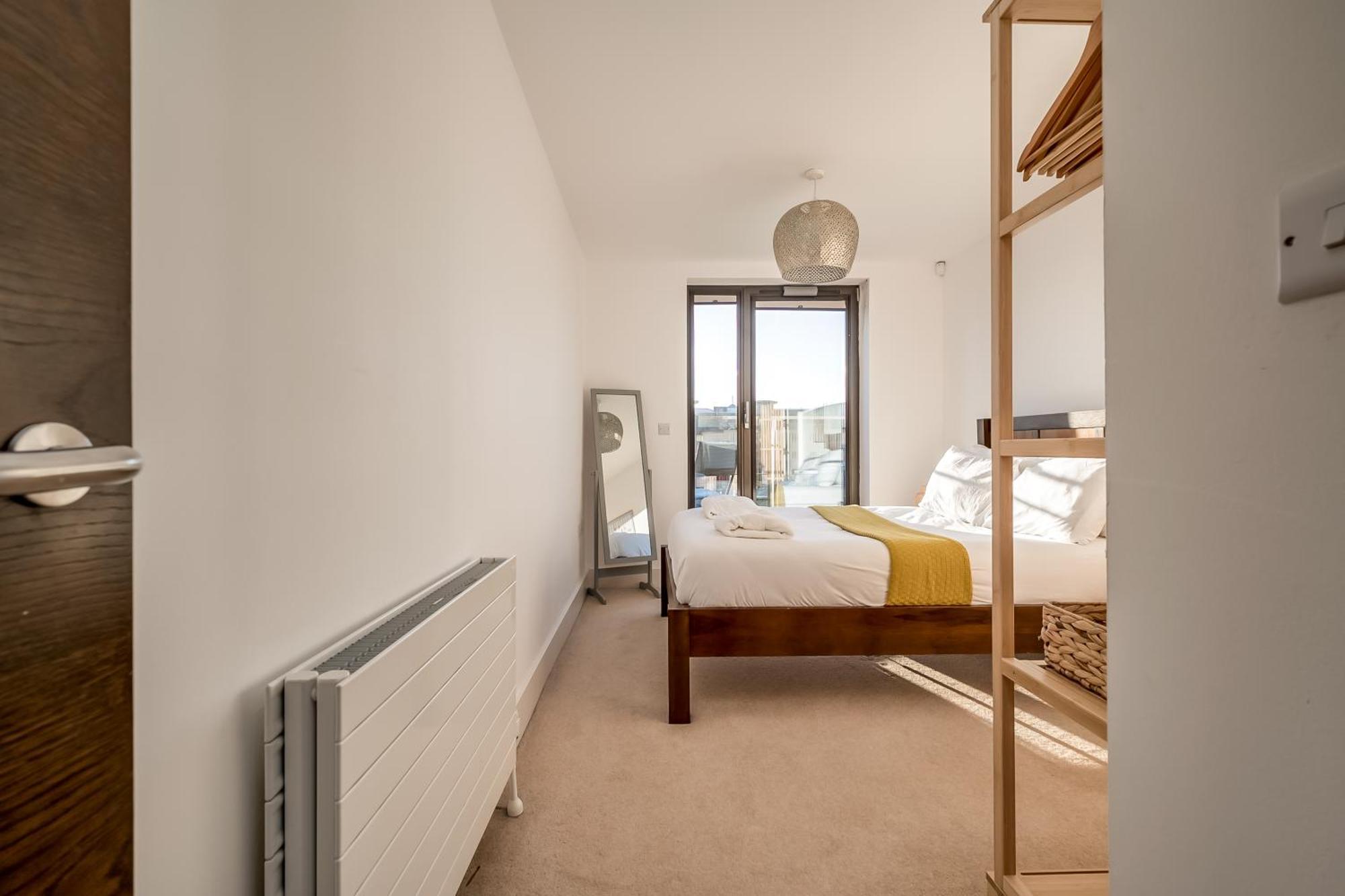Custom House Square Centre Retreat Apartment *