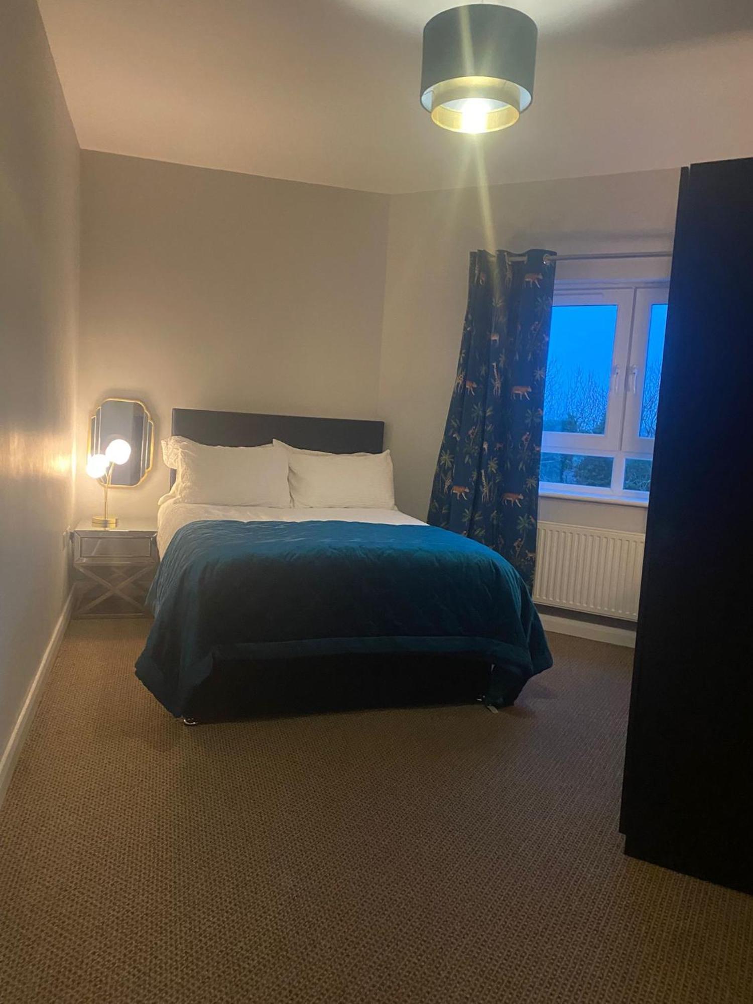 Apartment Hastings Extra Large Self Catering Tourism Certified Free Parking Wifi Belfast