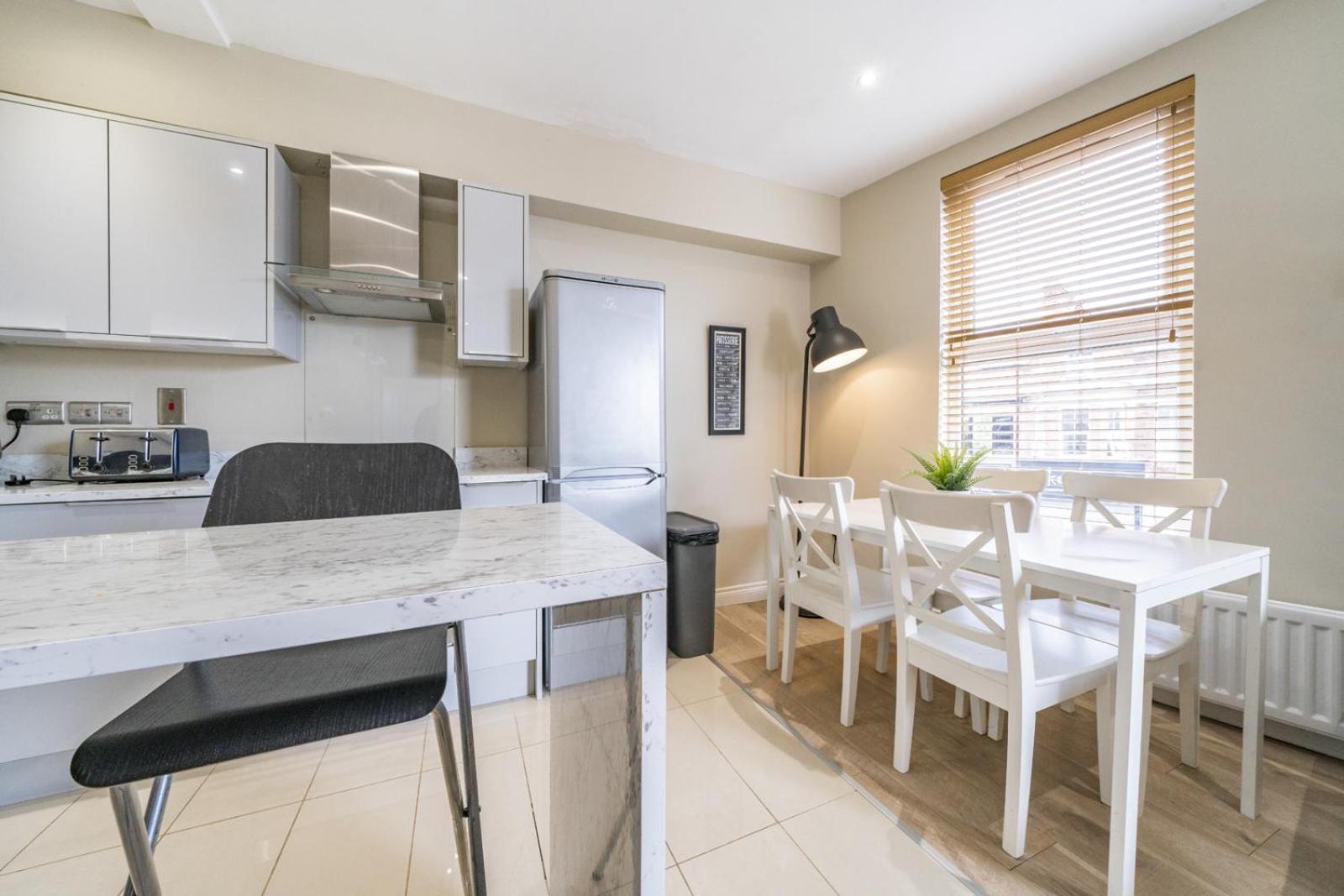 The Woodstock - 2 Bd Mod Duplex Ap - Gold Short Term Belfast