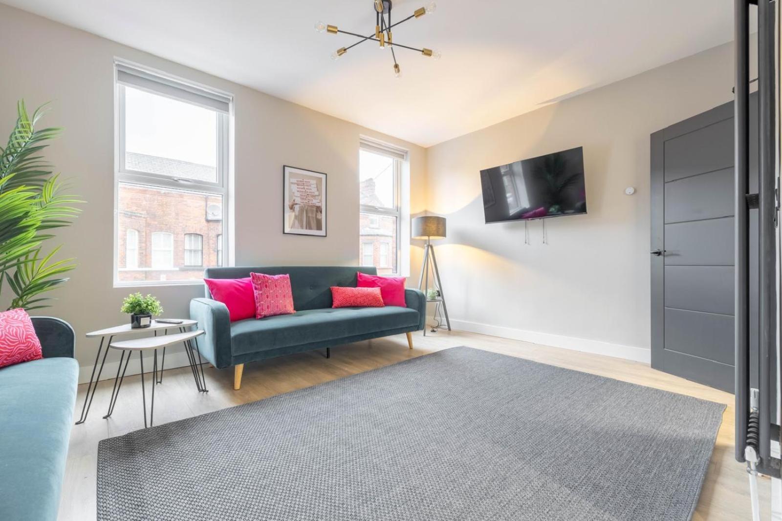 Queens Spacious 3 Bdr & 2 Bdr By Citygo Apartment