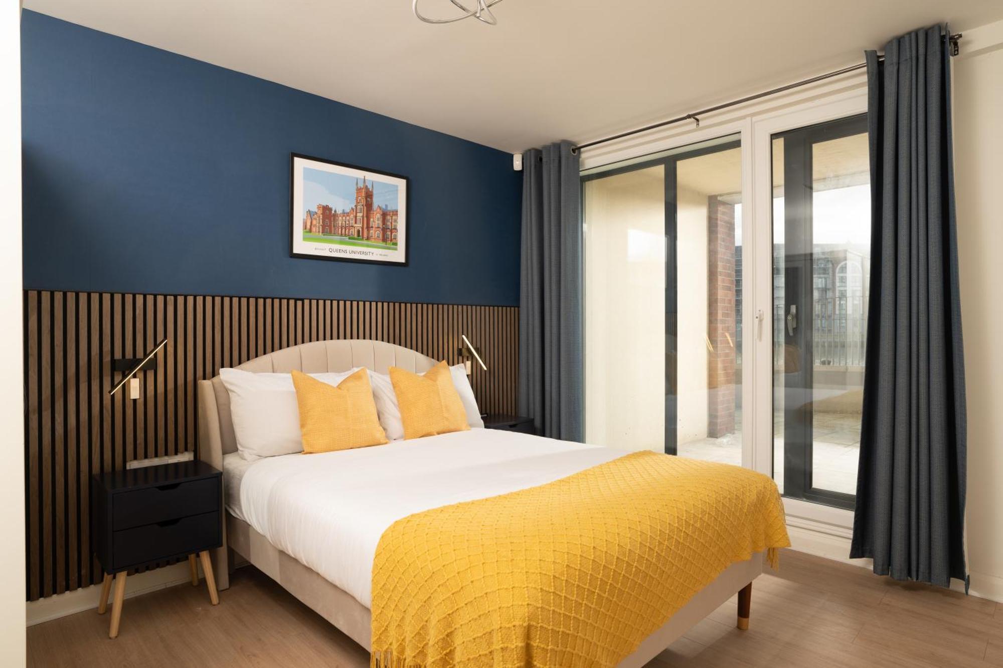Apartment River Side Apartment, Centre - Beautiful View And Free Parking! *