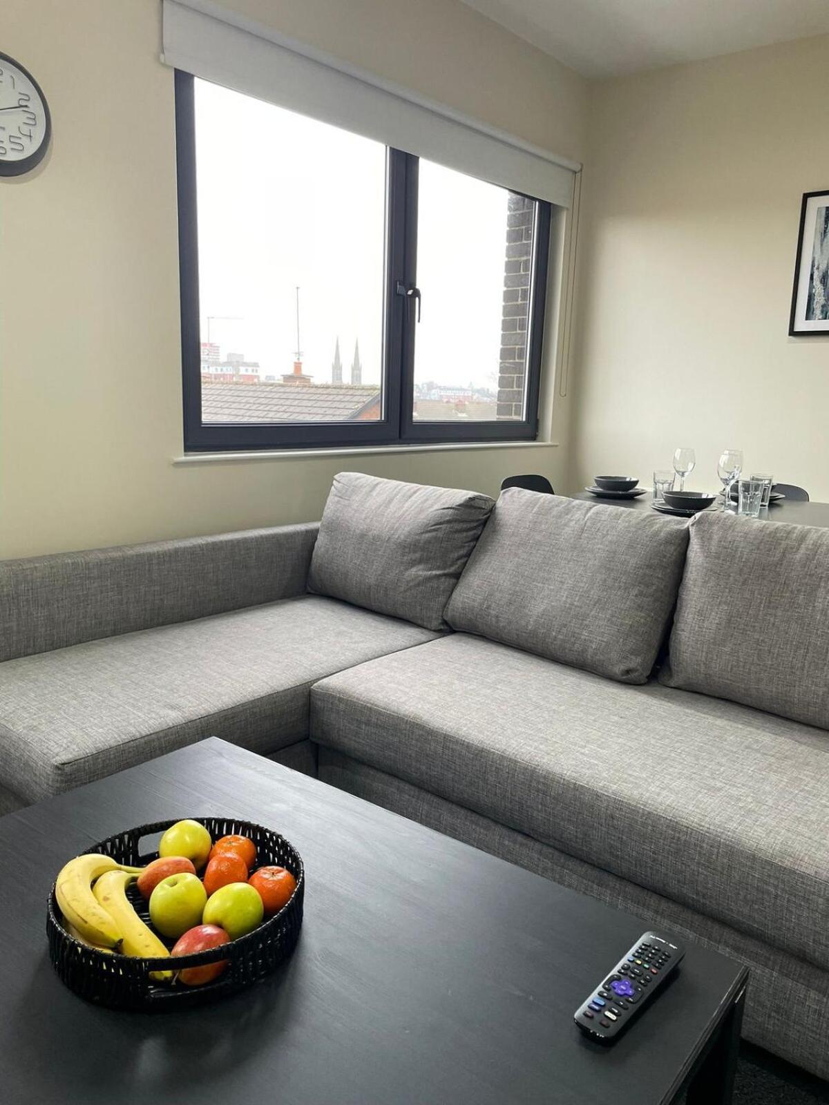 Apartment Stylish 2br With Views Near Centre *