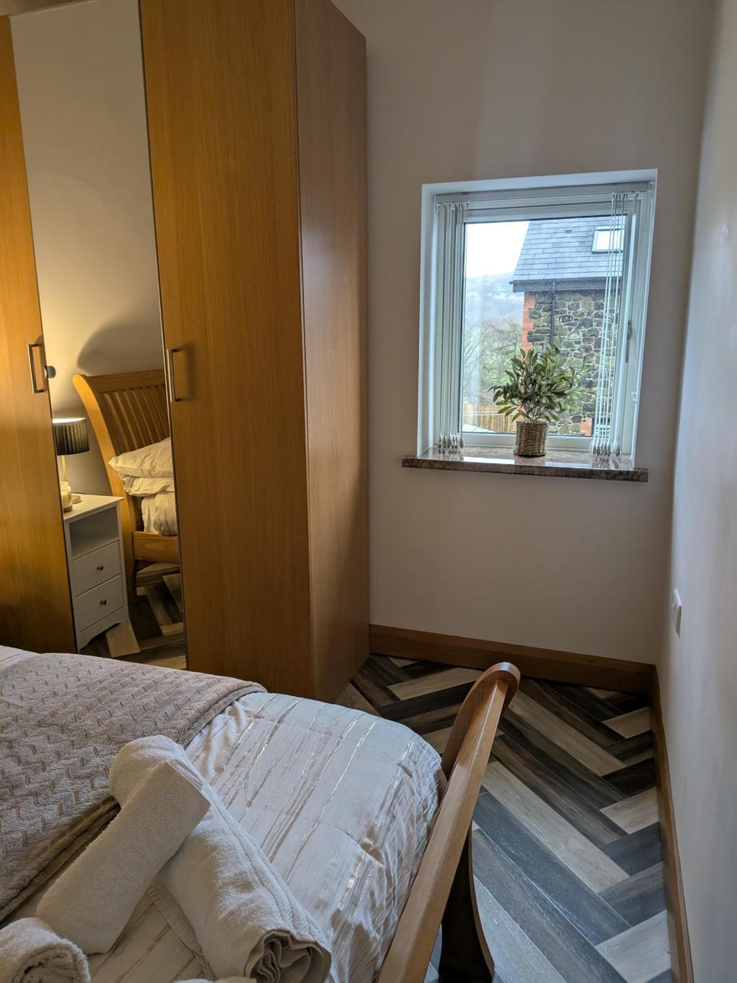 Cavehill View Apartment