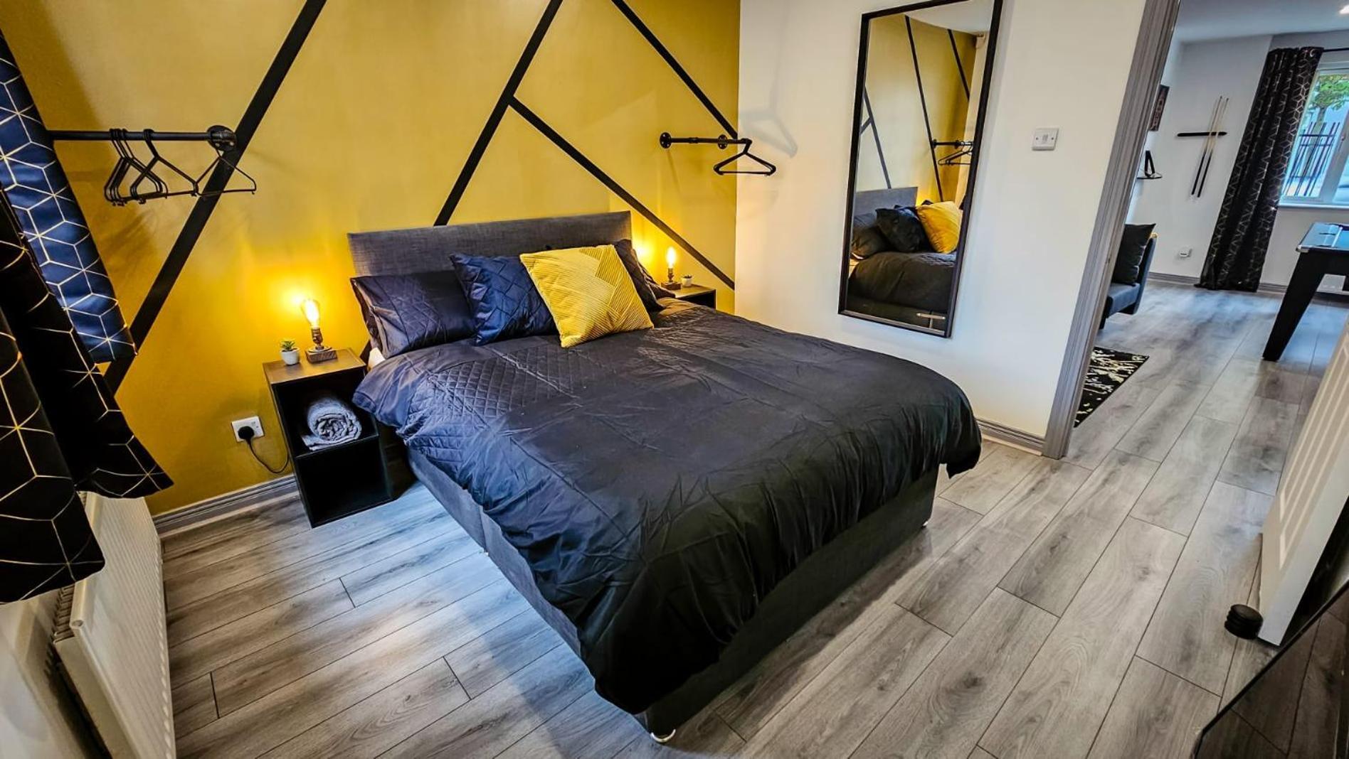 Modern Centre Apartment *
