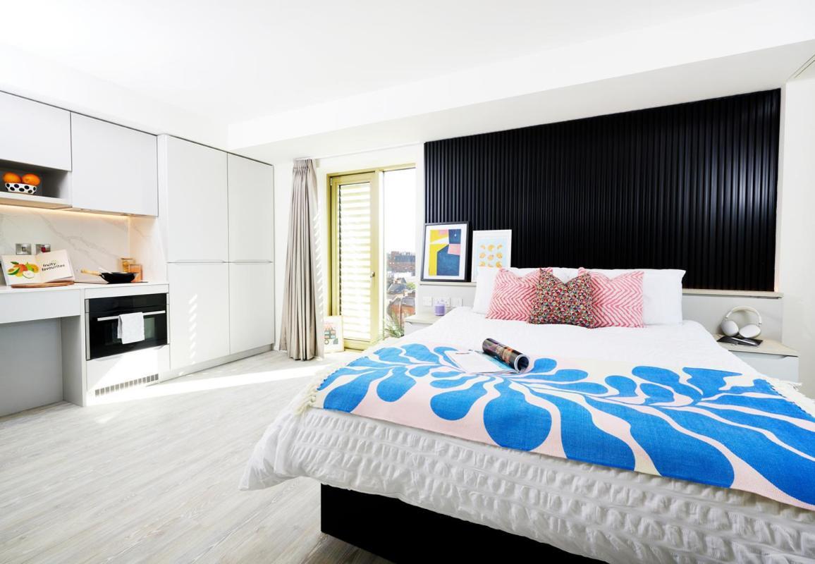 Student Only, Bruce Street At Apartment Belfast