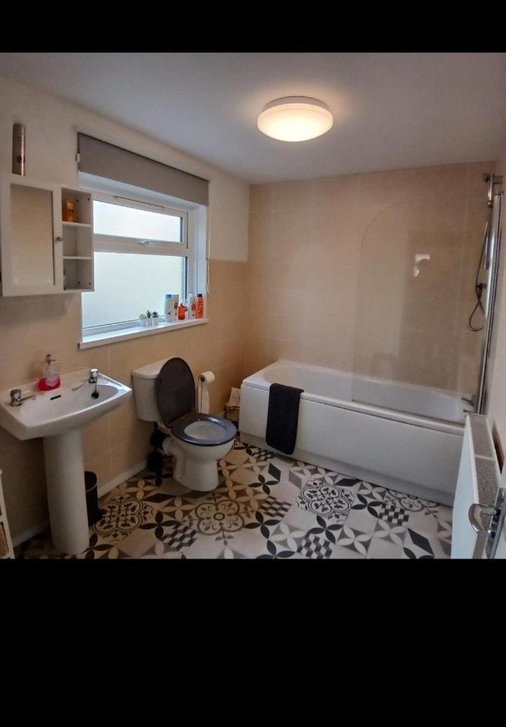 Lagan View Terrace, Queens Quarter