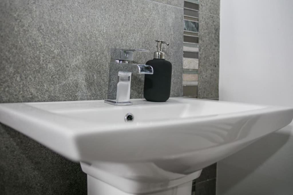 Modern Terrace House Holiday home Belfast