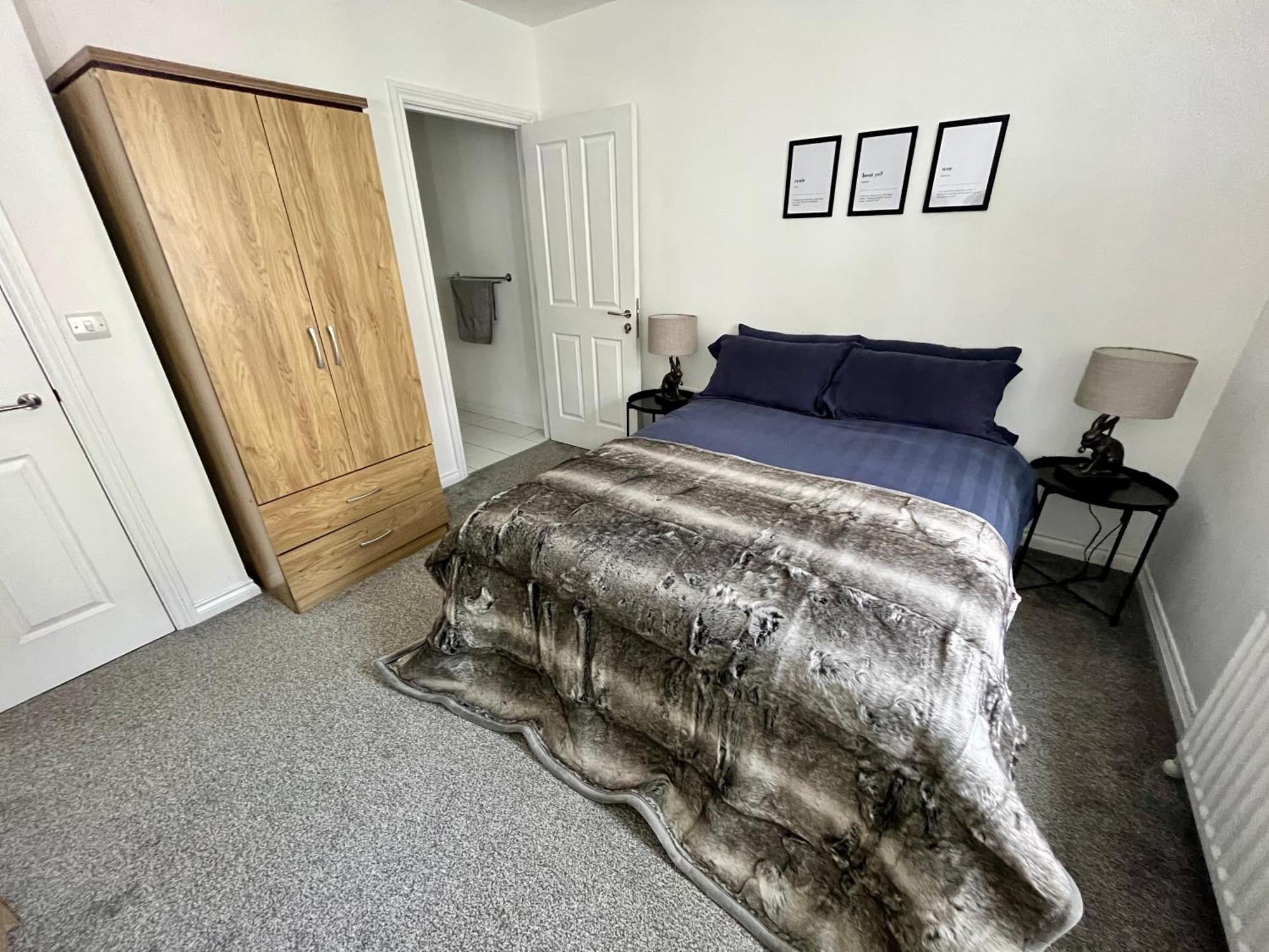 Writer's Square Apartment