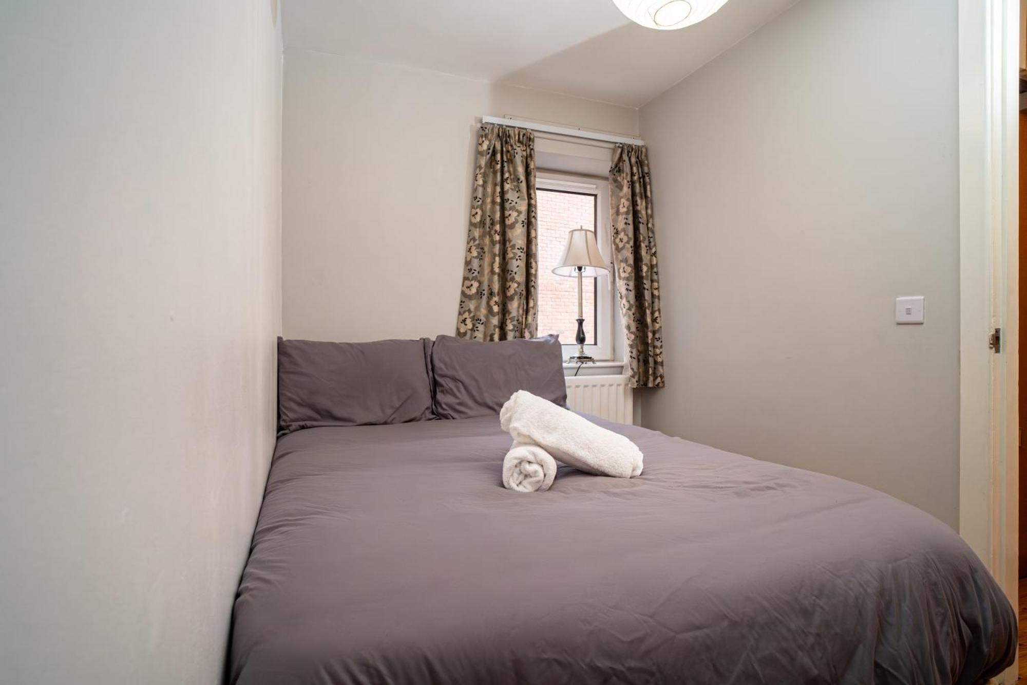 3 Bed - In Centre Apartment