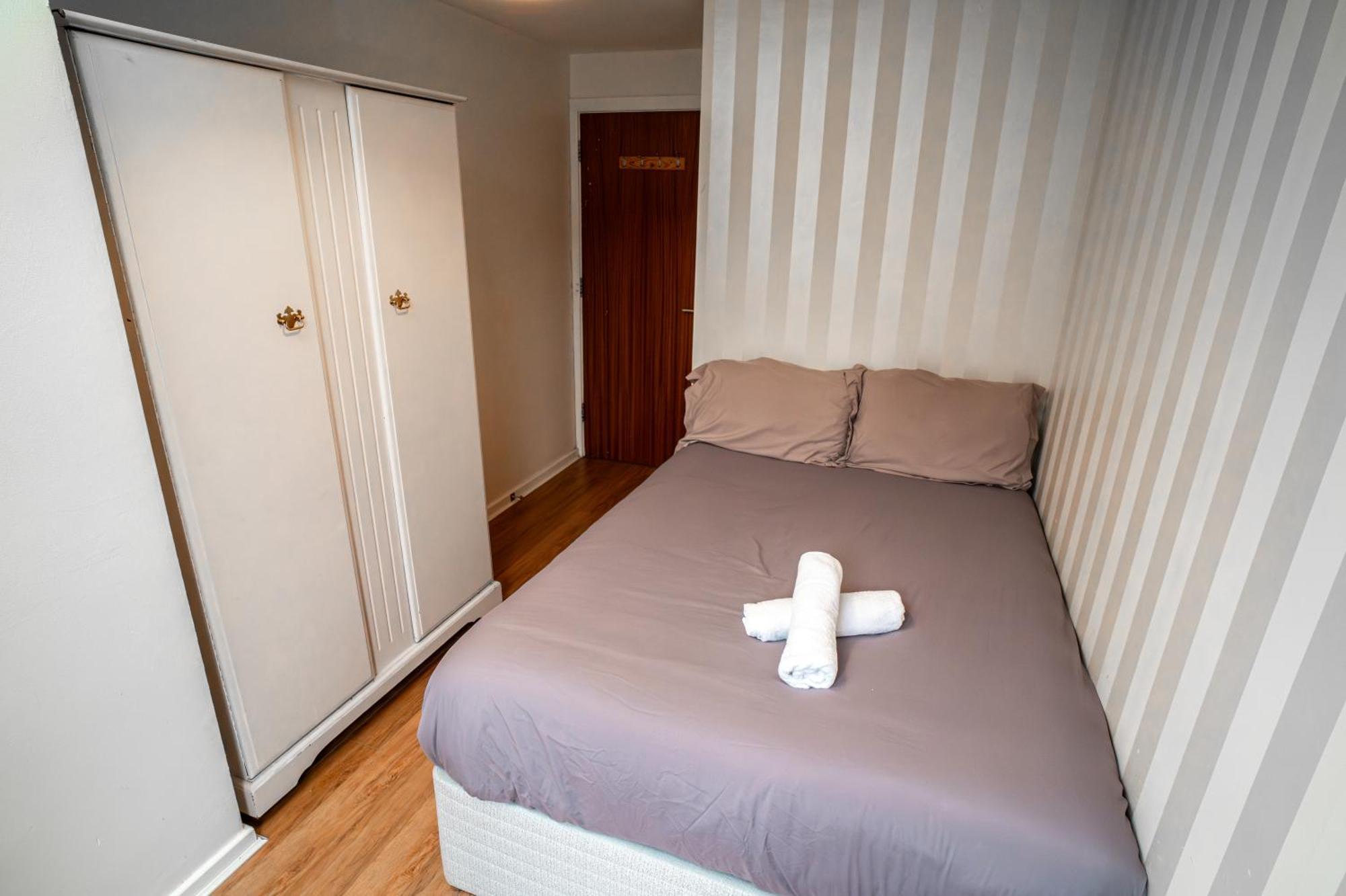 3 Bed - In Centre * Belfast