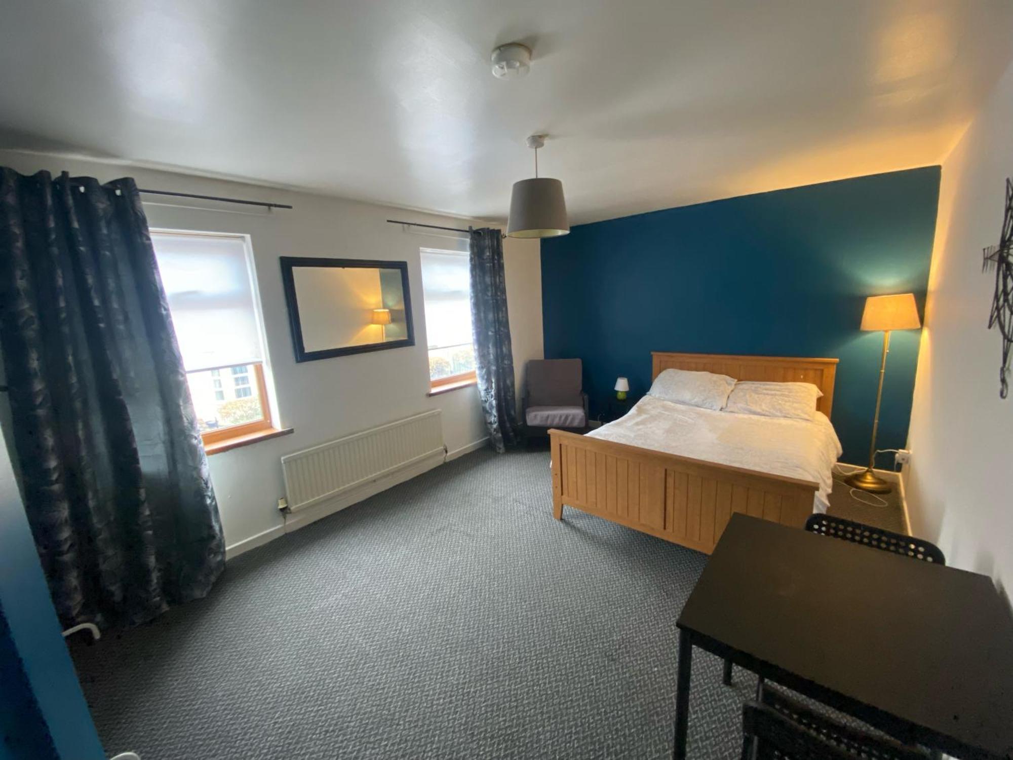 Bnb81 * Belfast