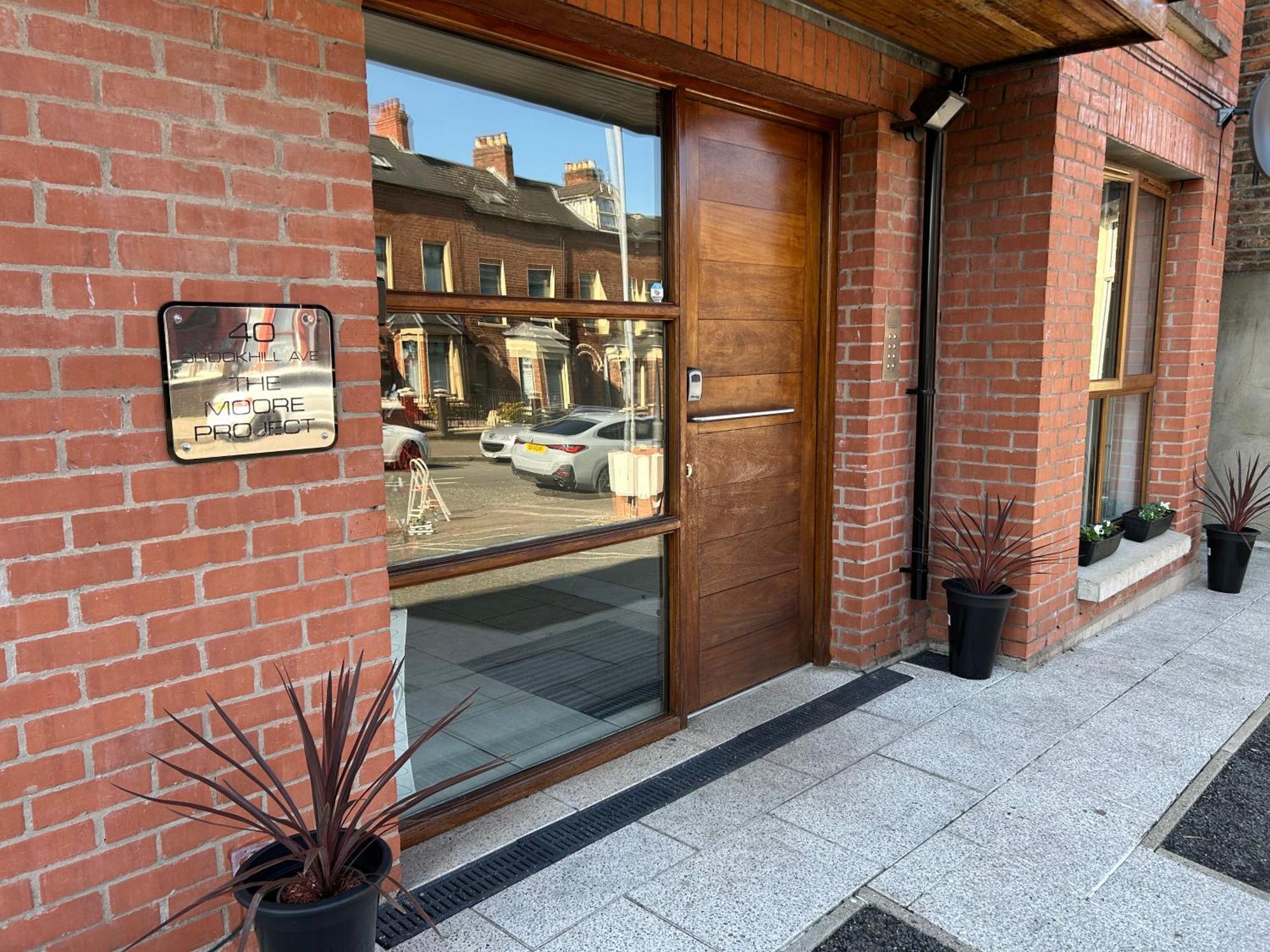 Apartment 2 Bed Newly Renovated Belfast