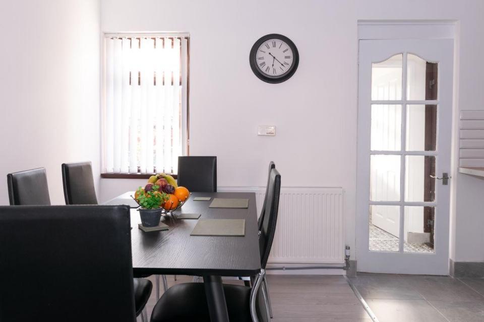 Apartment On Tates