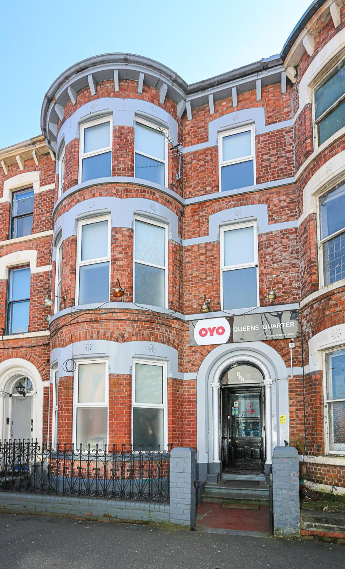 Hotel Oyo Queens Quarter Belfast