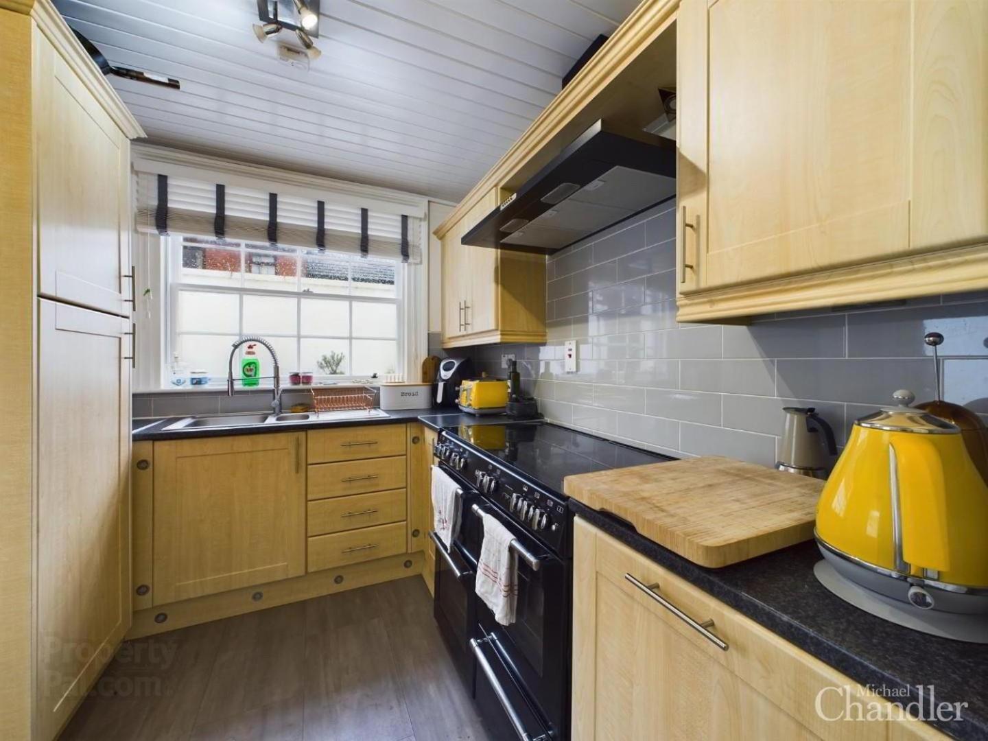 The U2 Crib - Unique History, Stylish With Parking * Belfast