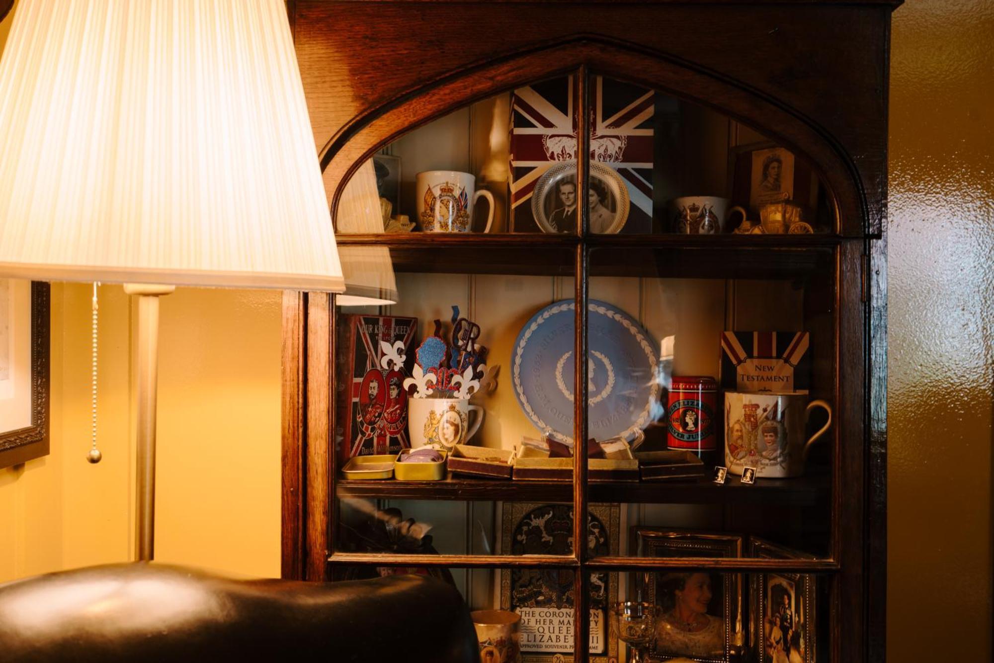 Sheddington Manor - 2 Bedroom & Cinema *