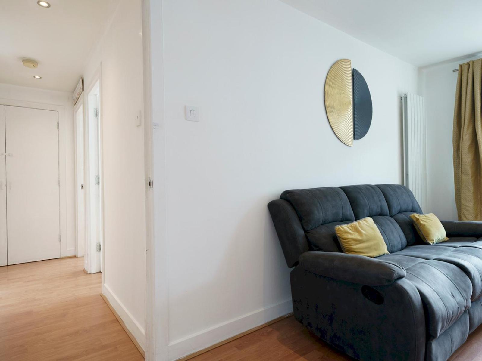 Pass The Keys Lovely 2 Bed2 Bath In Centre Free Parking * Belfast