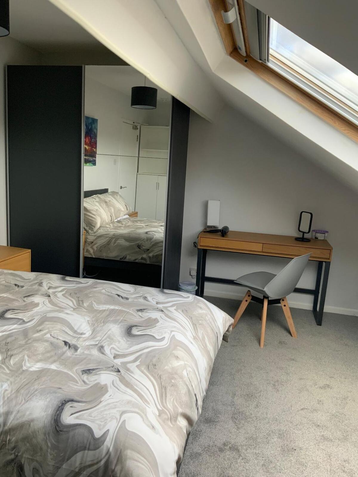 Apartment 2br Retreat - Near Queens *