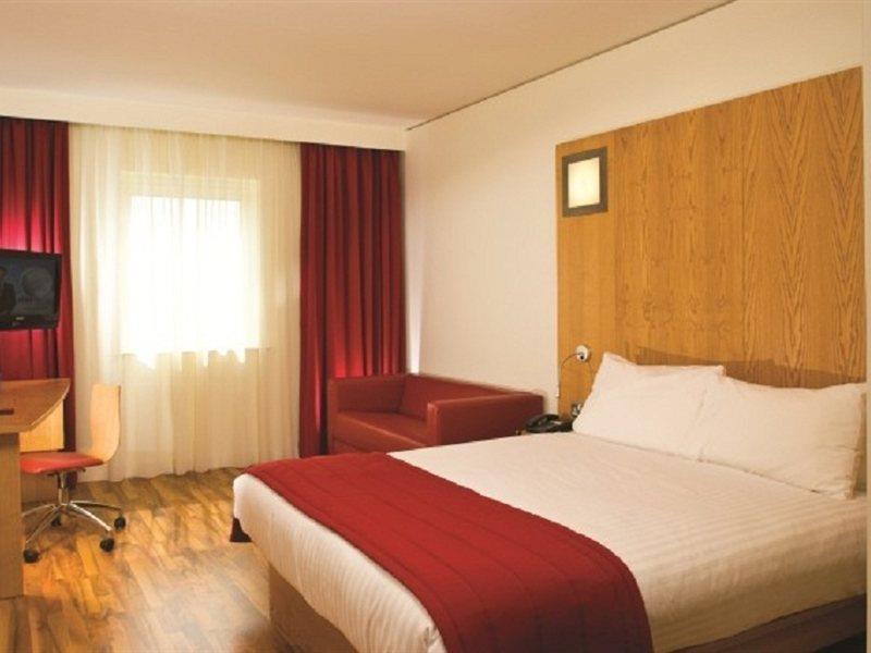 Ramada By Wyndham Belfast