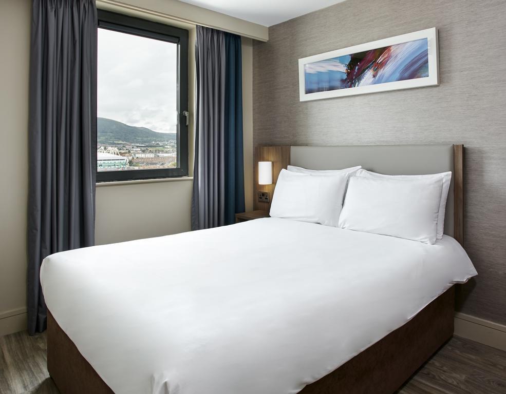 Cordia Serviced - Free On-site Parking Apartment *