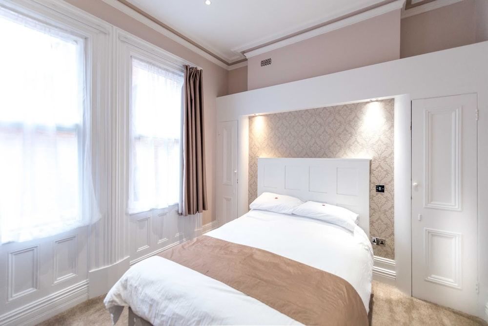 Harpers 4* Belfast