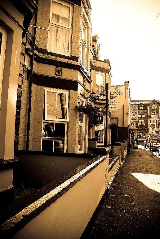 Botanic Rest Queens Quarter Belfast