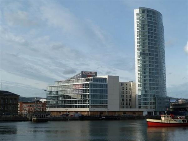 Obel Tower City Centre Apartment Belfast