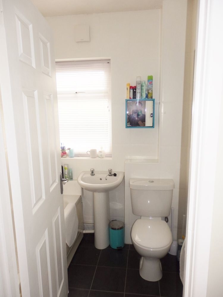 Great Location - City Centre - Parking - 4 Beds - 2 Bedrooms * Belfast